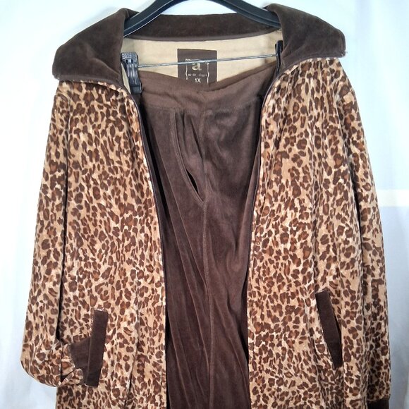 Active ology Pants - ACTIVE ology Women's Animal Print 2-piece Set Size 1X